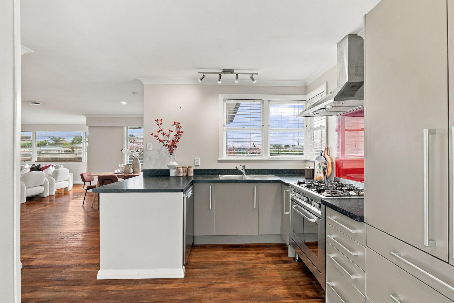 38 Paisley Street, Awapuni