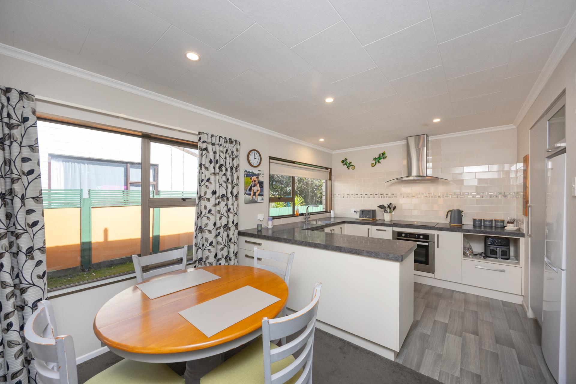 Unit 2, 4 Meadowbrook Drive, Cloverlea