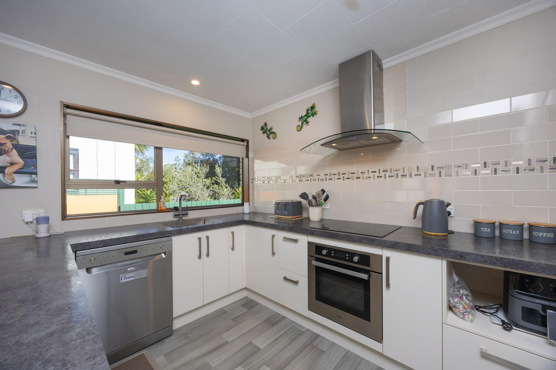 Unit 2, 4 Meadowbrook Drive, Cloverlea