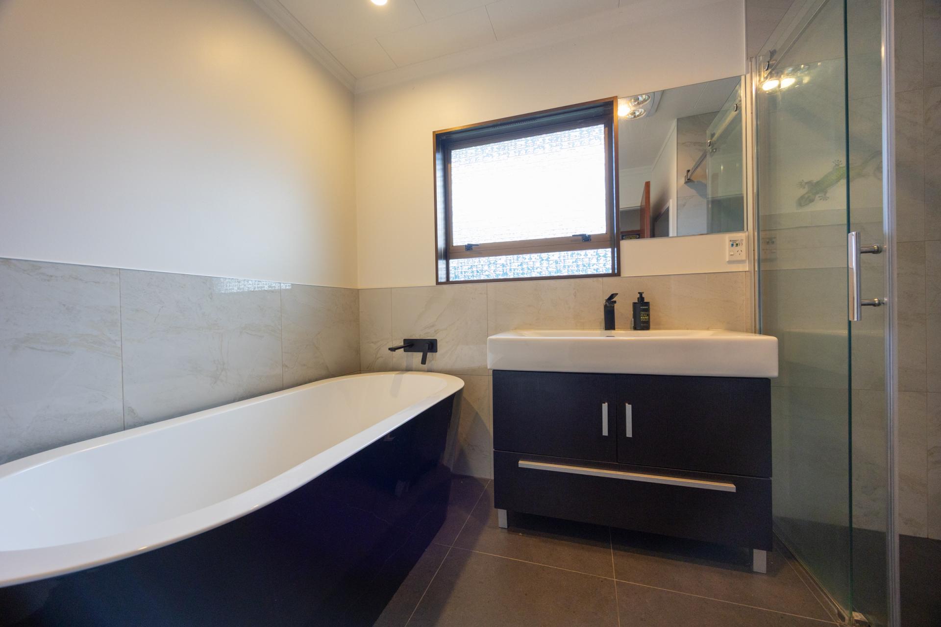 Unit 2, 4 Meadowbrook Drive, Cloverlea