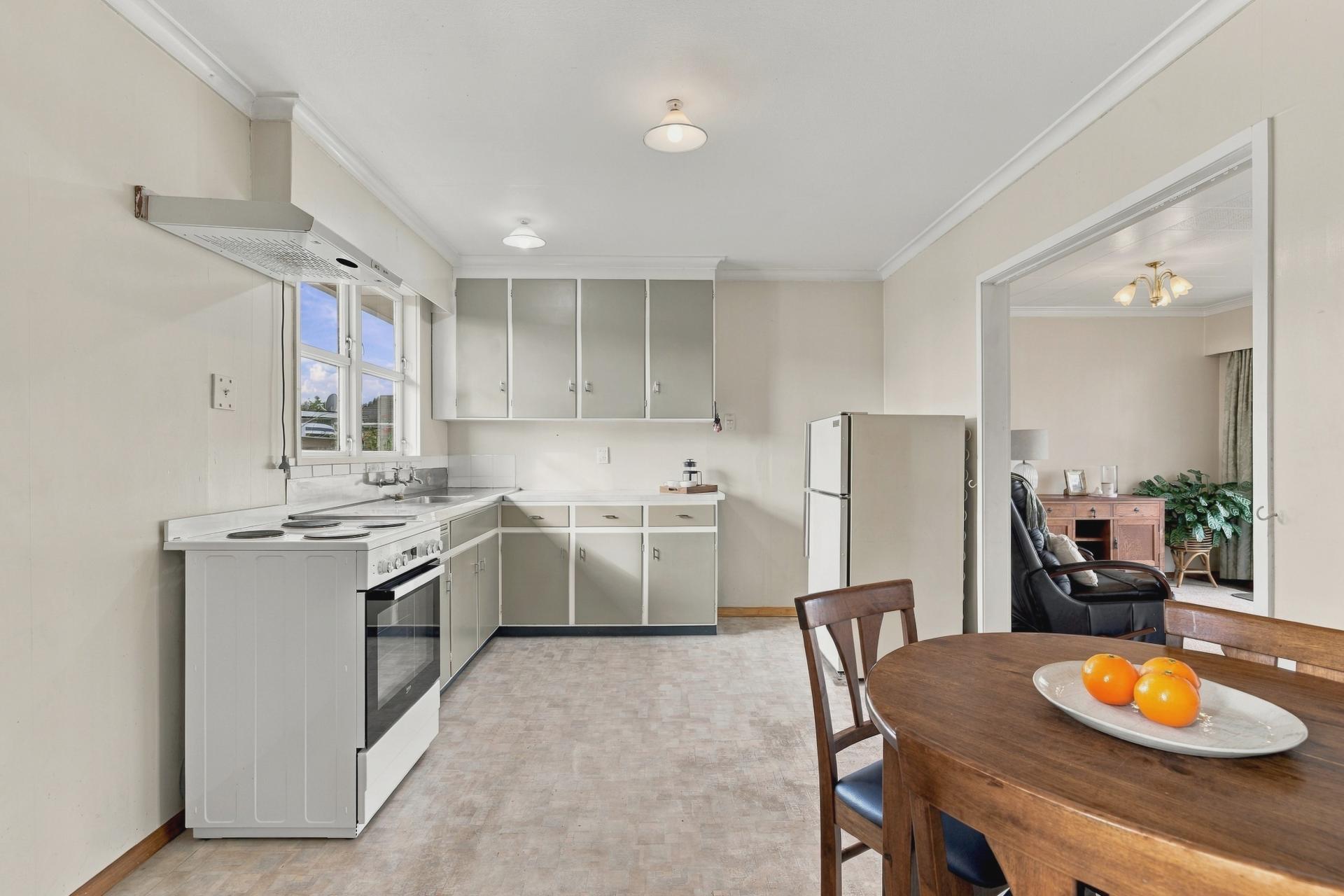 94 Fairs Road, Milson
