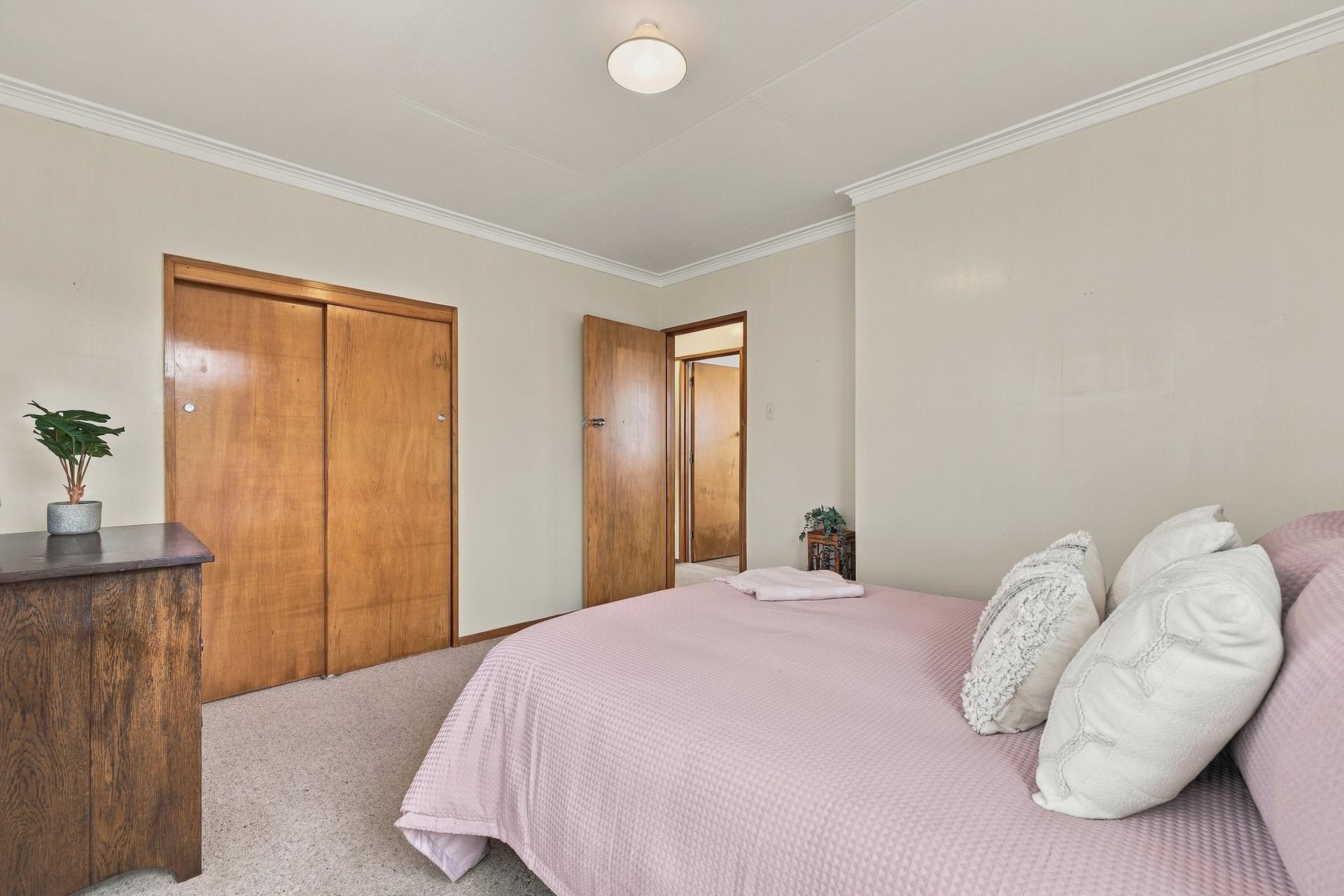 94 Fairs Road, Milson