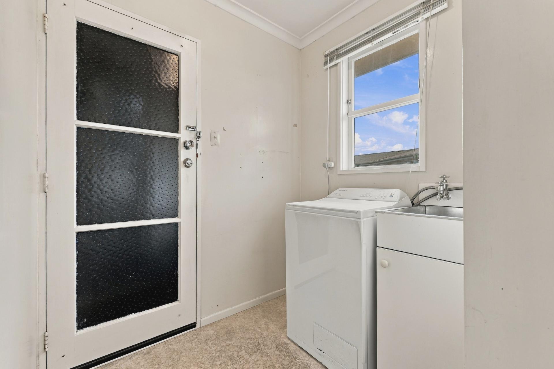 94 Fairs Road, Milson