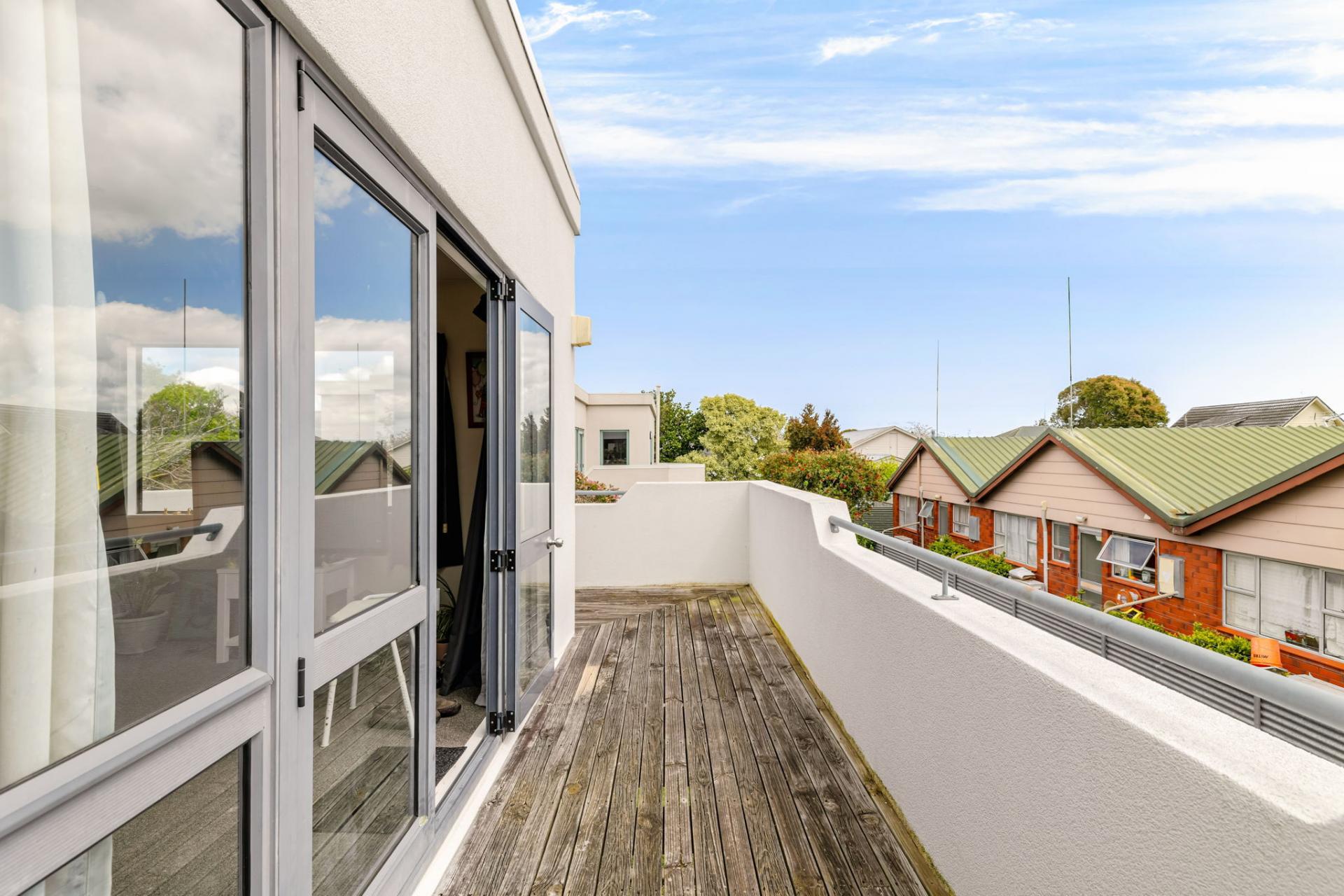 20D Pascal Street, Palmerston Nth City