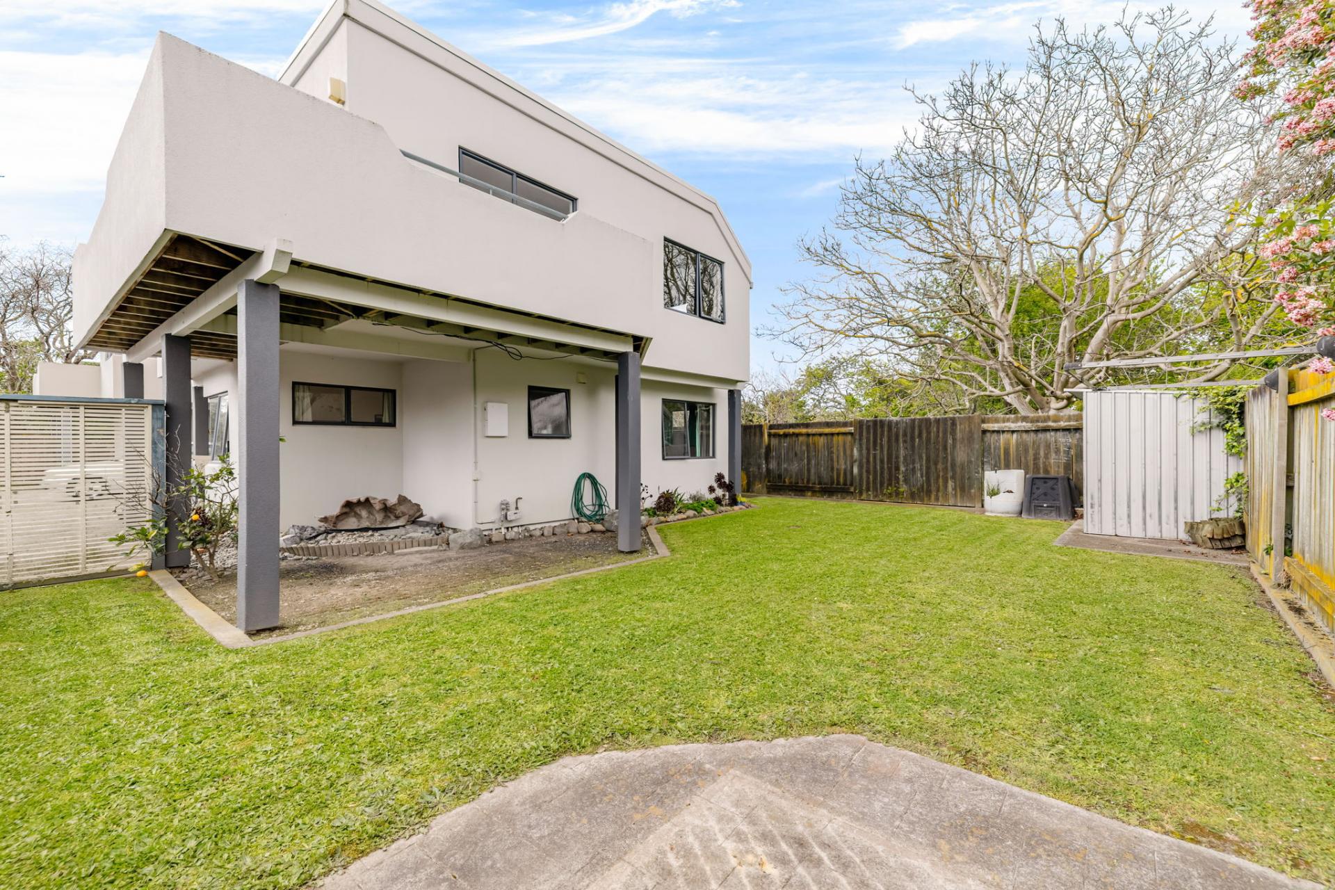 20D Pascal Street, Palmerston Nth City