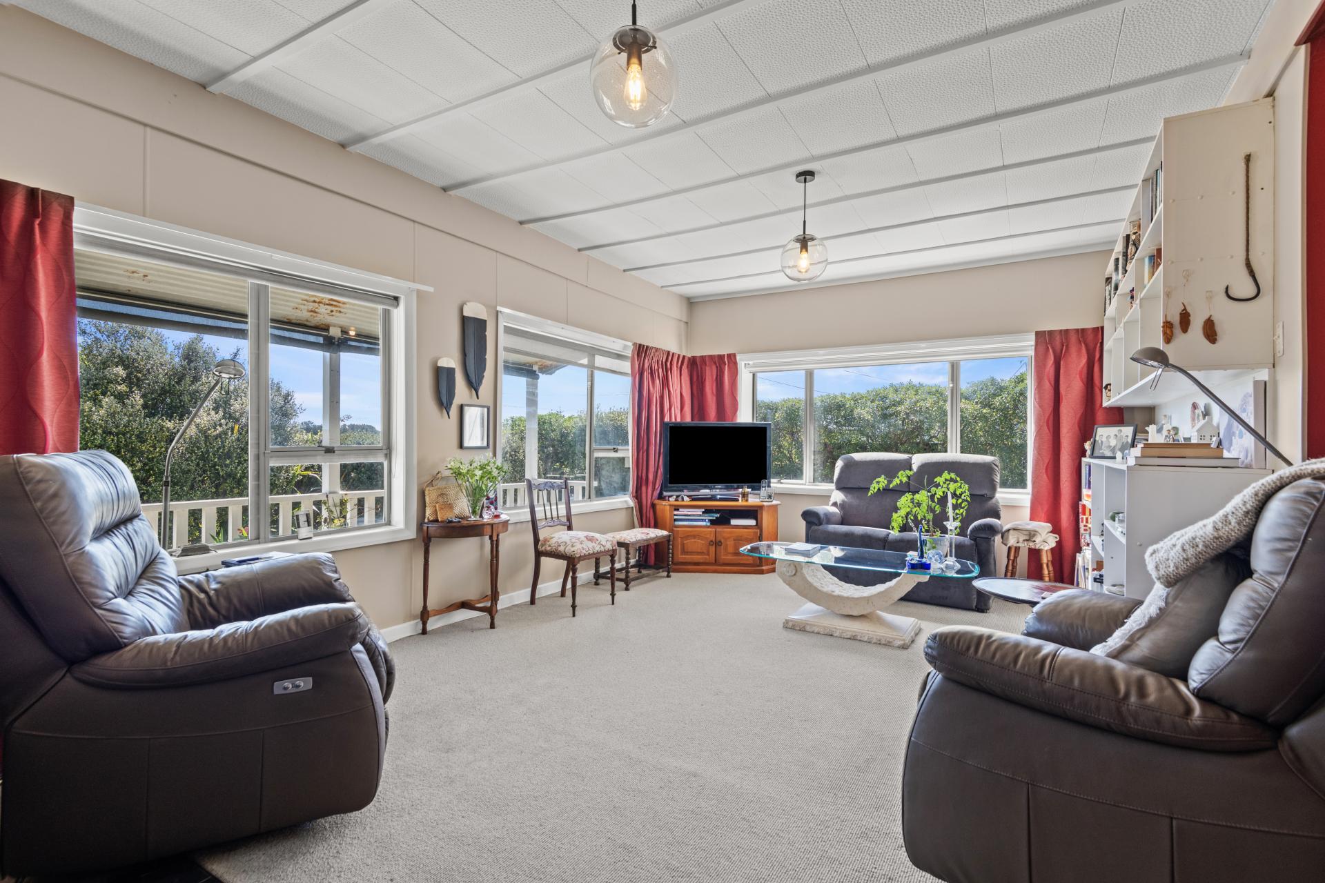7 Nash Parade, Foxton Beach