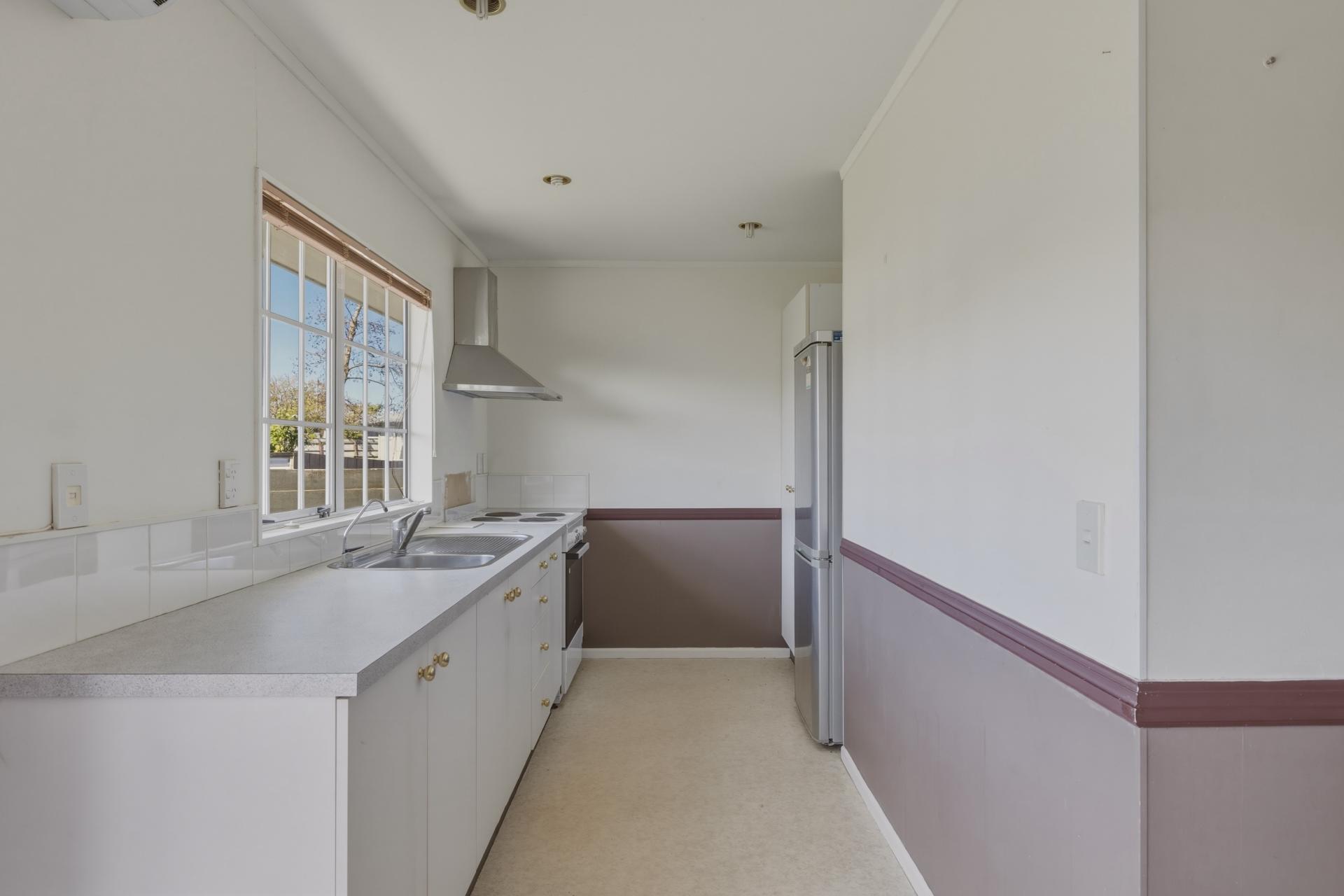42 Pinedale Parade, Milson
