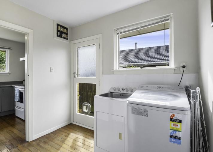 82 Farquhars Road, Redwood