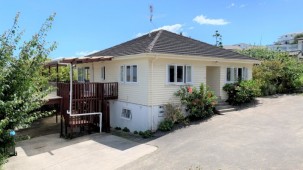 Unit C, 7 Aldersgate Road, Hillsborough