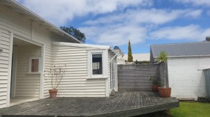 17 Aroha Avenue, Sandringham