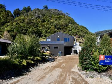 Little Wanganui