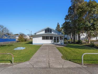Edgecumbe