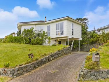 Waikanae Beach