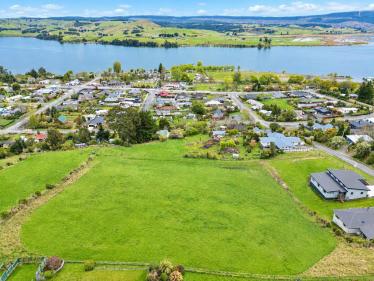 Waihola
