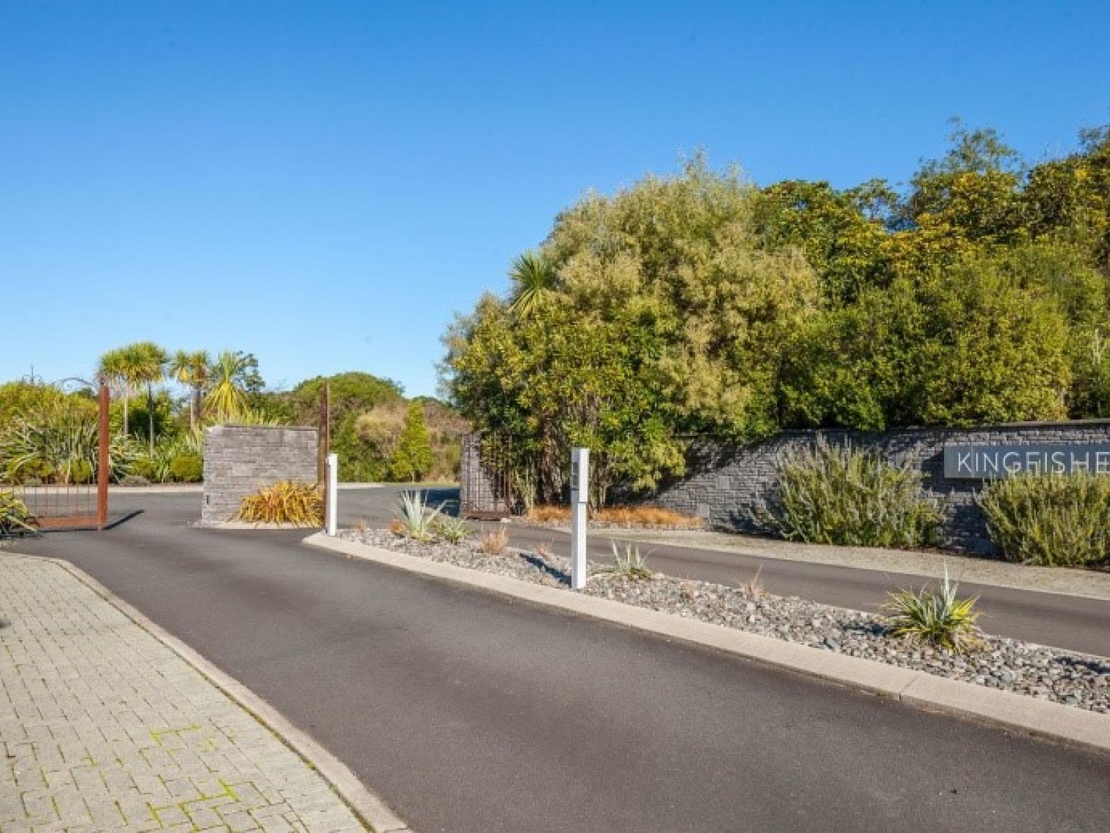 73 Parawera Drive, Acacia Bay