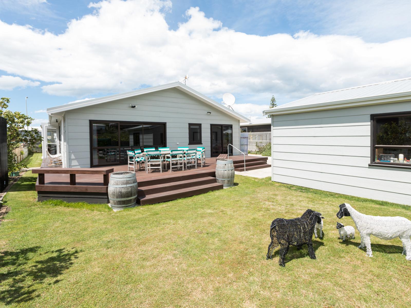 4 Ohinemuhu Road, Porangahau