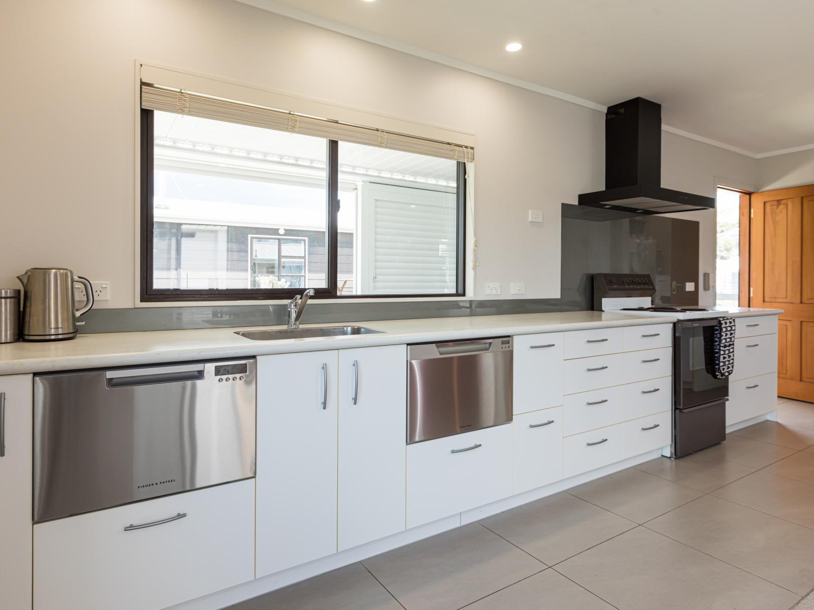 4 Ohinemuhu Road, Porangahau