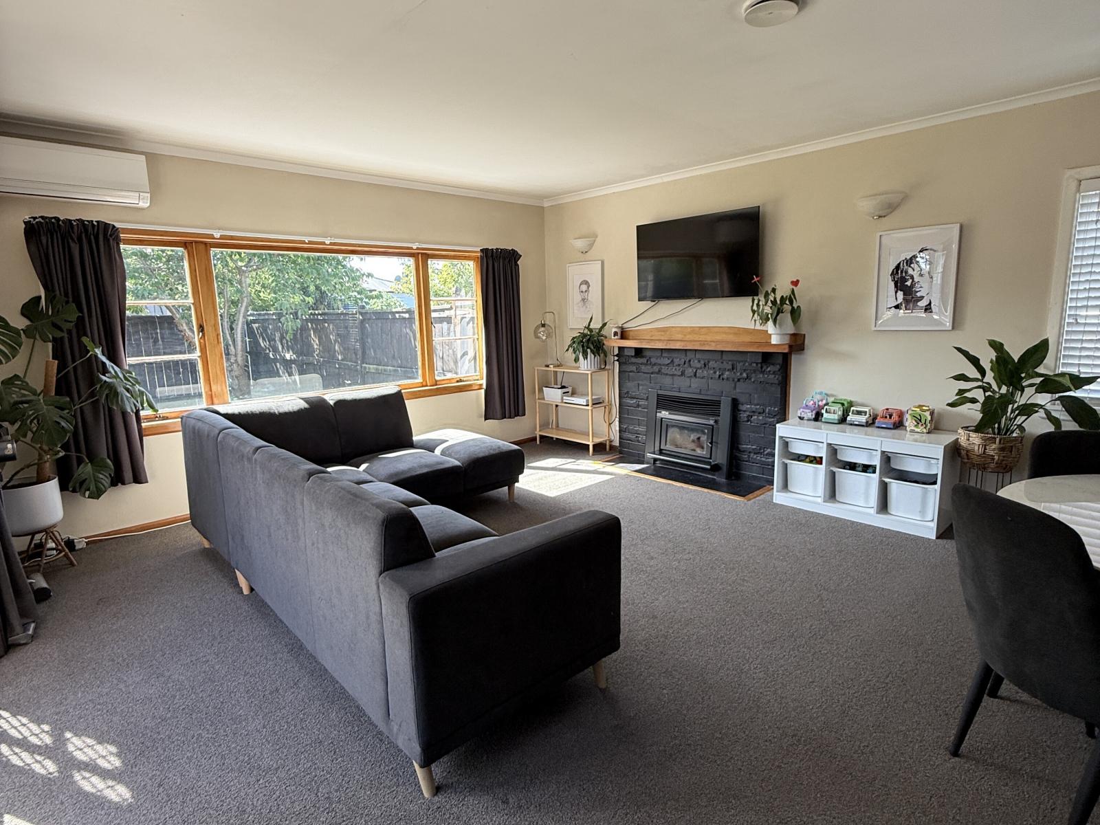Unit 2, 14 Menin Road, Onekawa