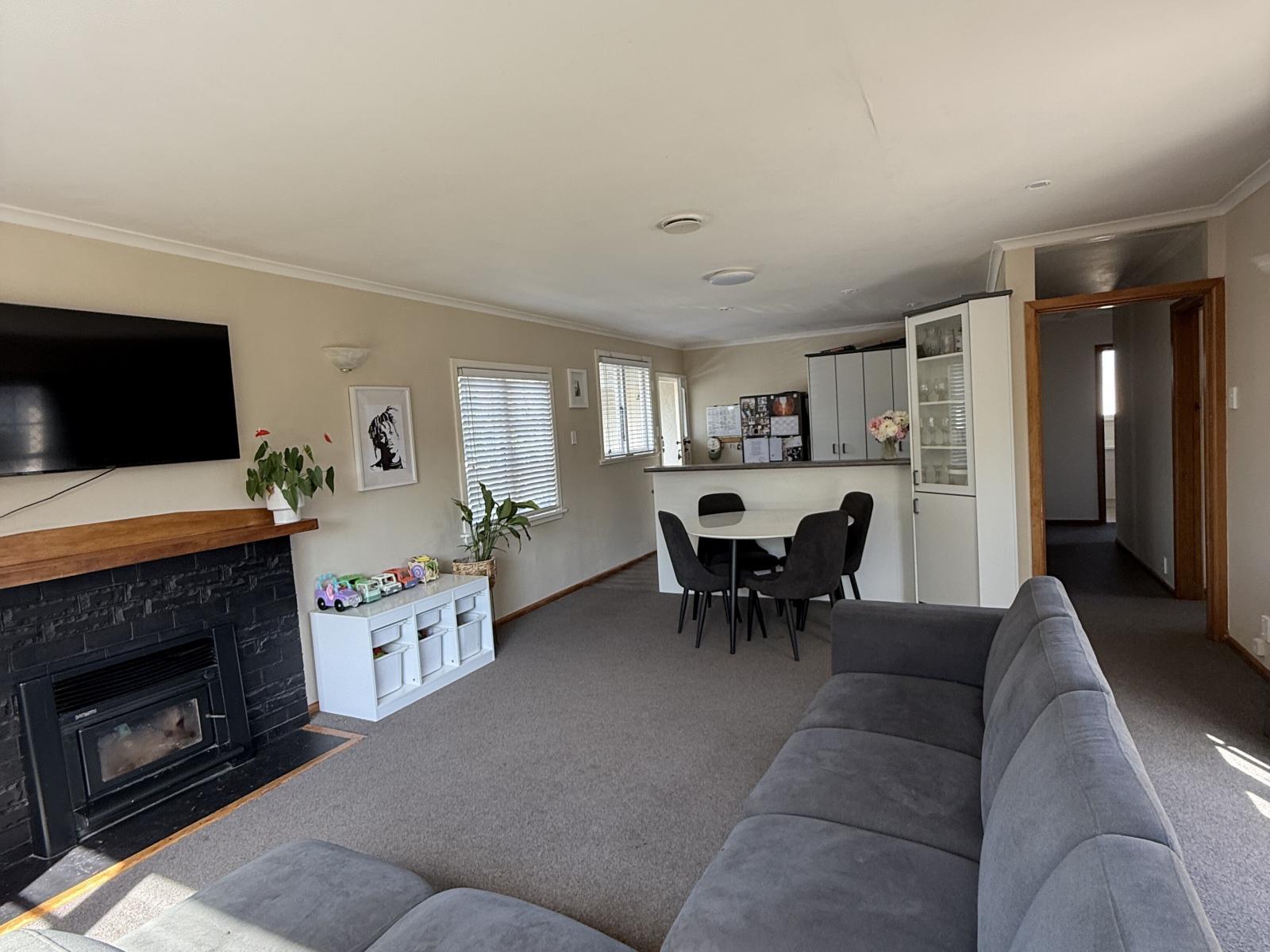 Unit 2, 14 Menin Road, Onekawa