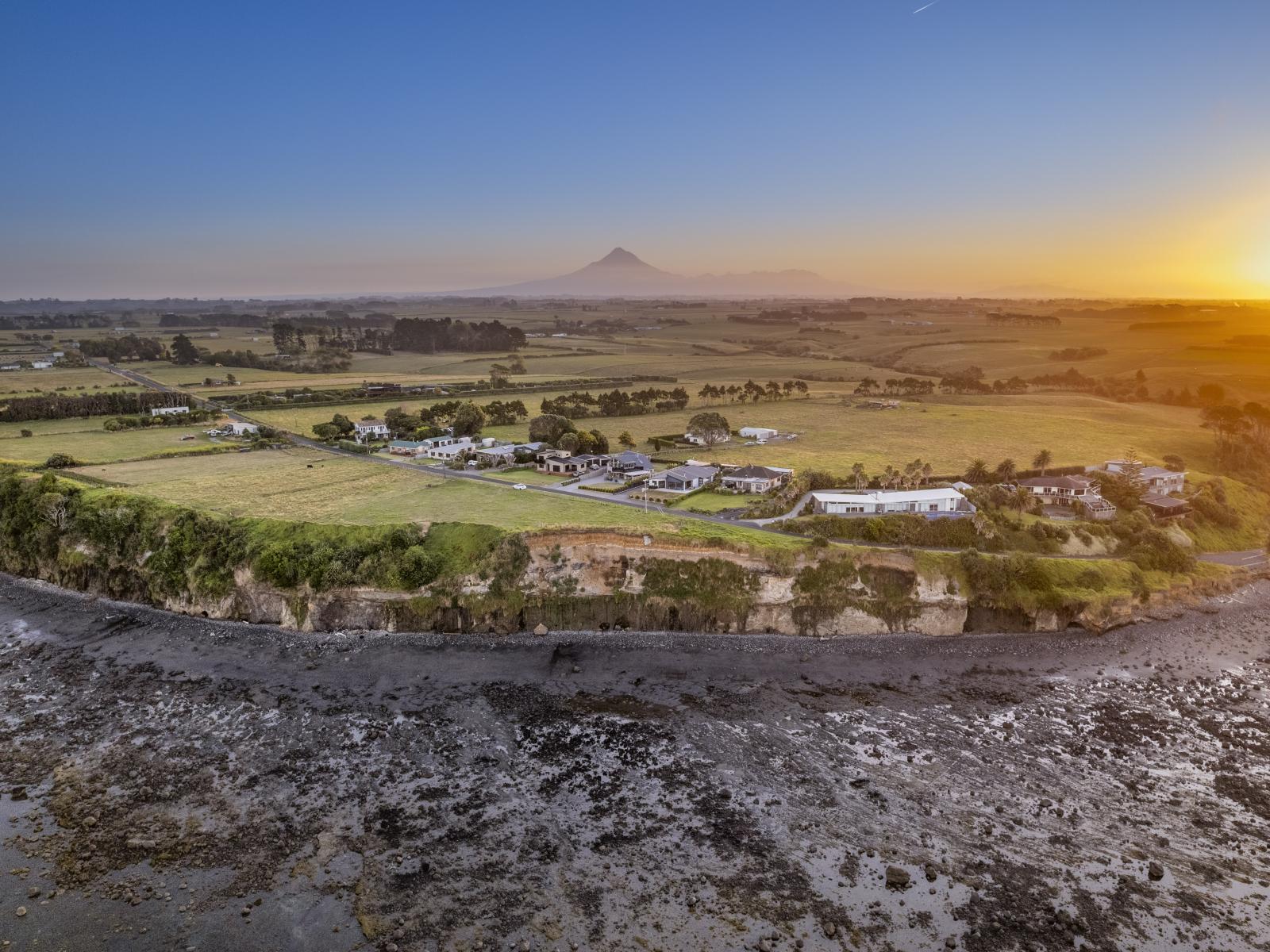 129 Turangi Road Lower, Onaero