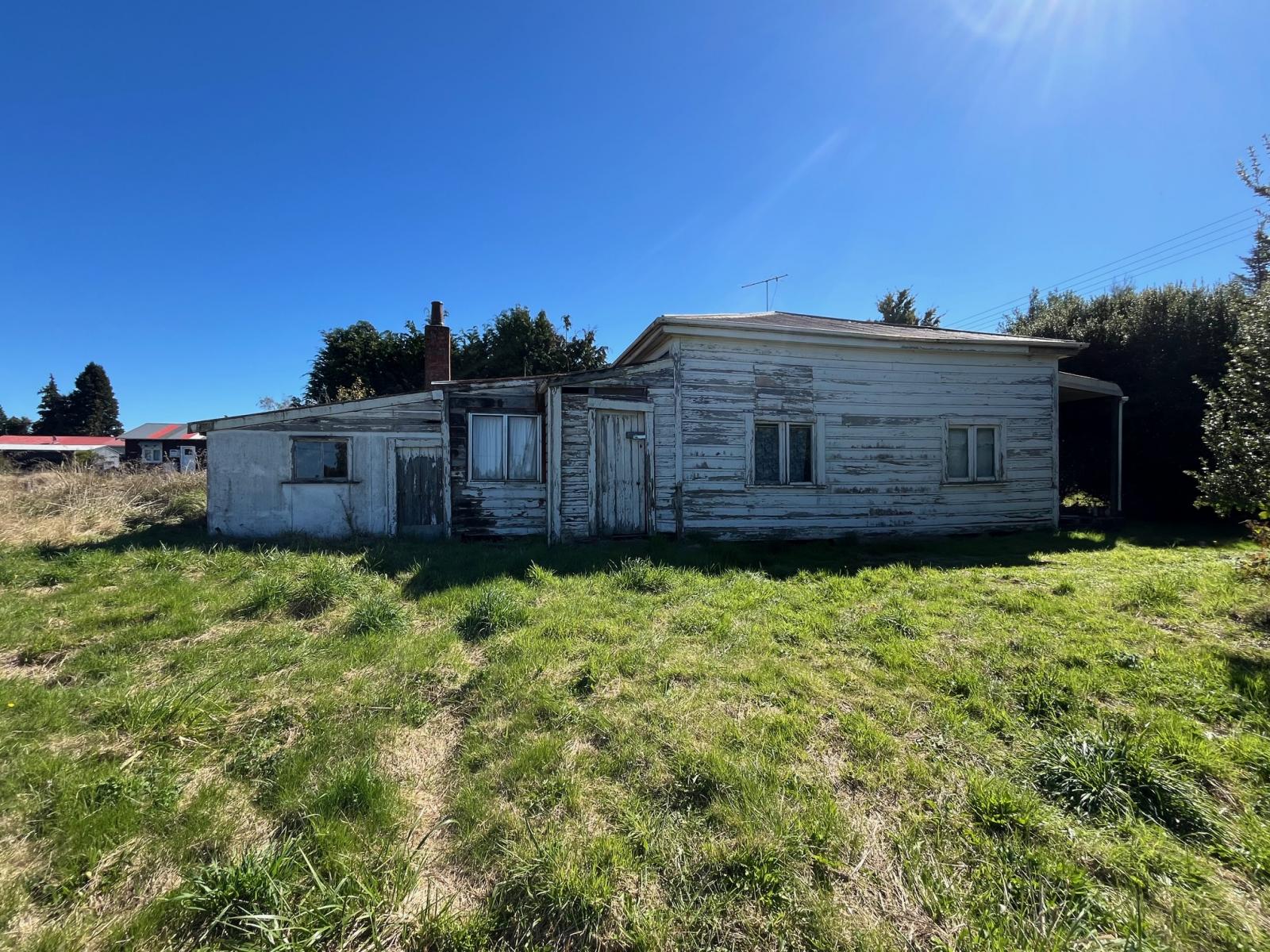 12 and 14 Marino Street, Rangataua