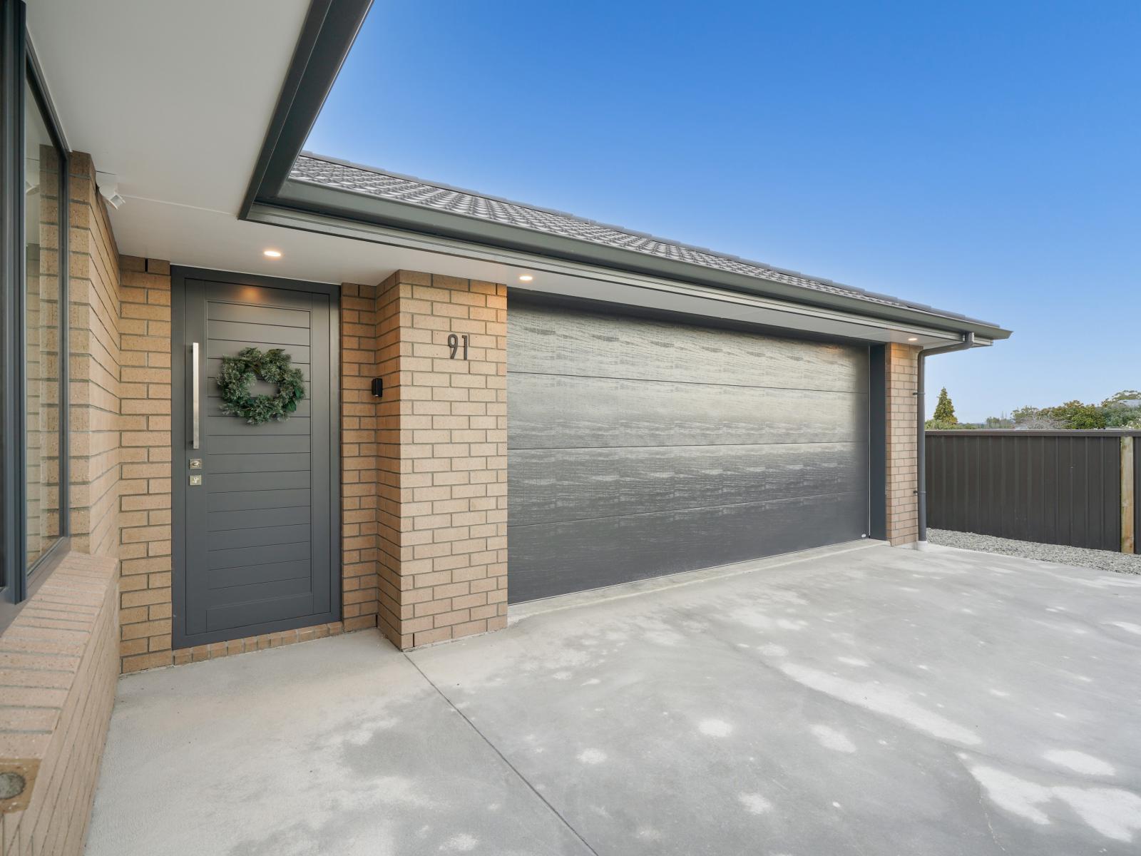 91 Dejoux Road, Winton