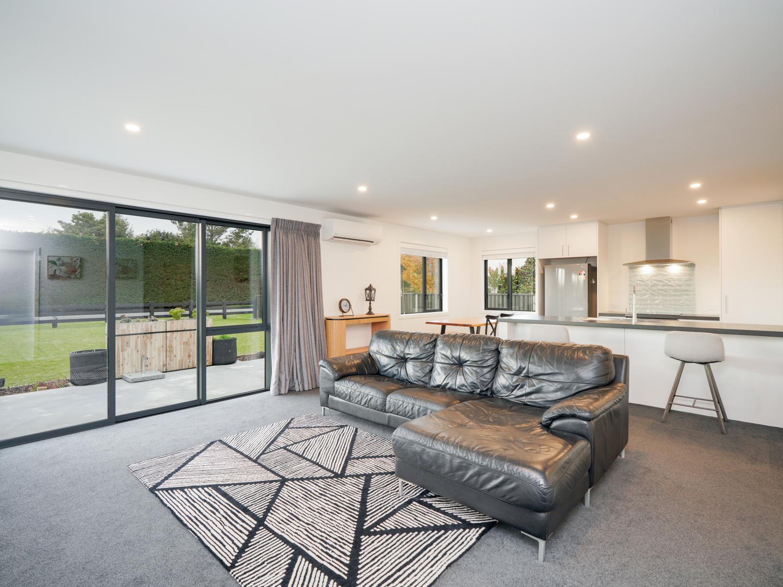 91 Dejoux Road, Winton