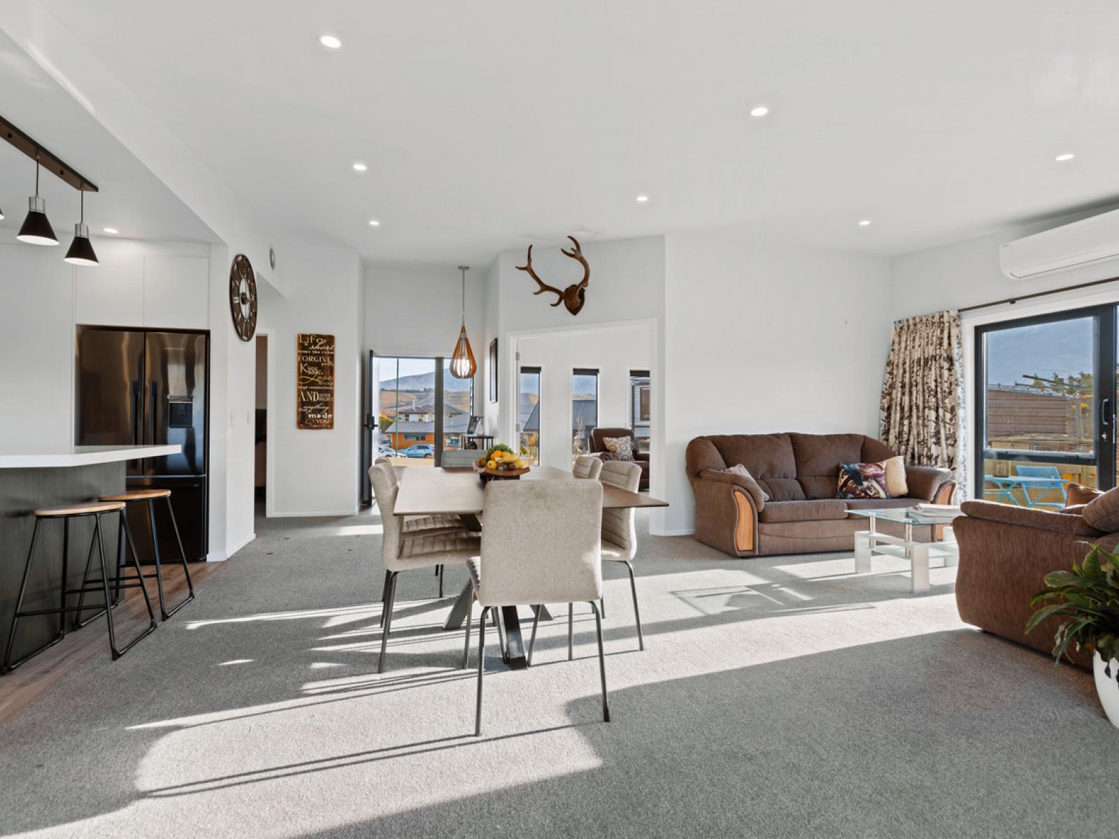 15 Arion Court, Mount Pisa