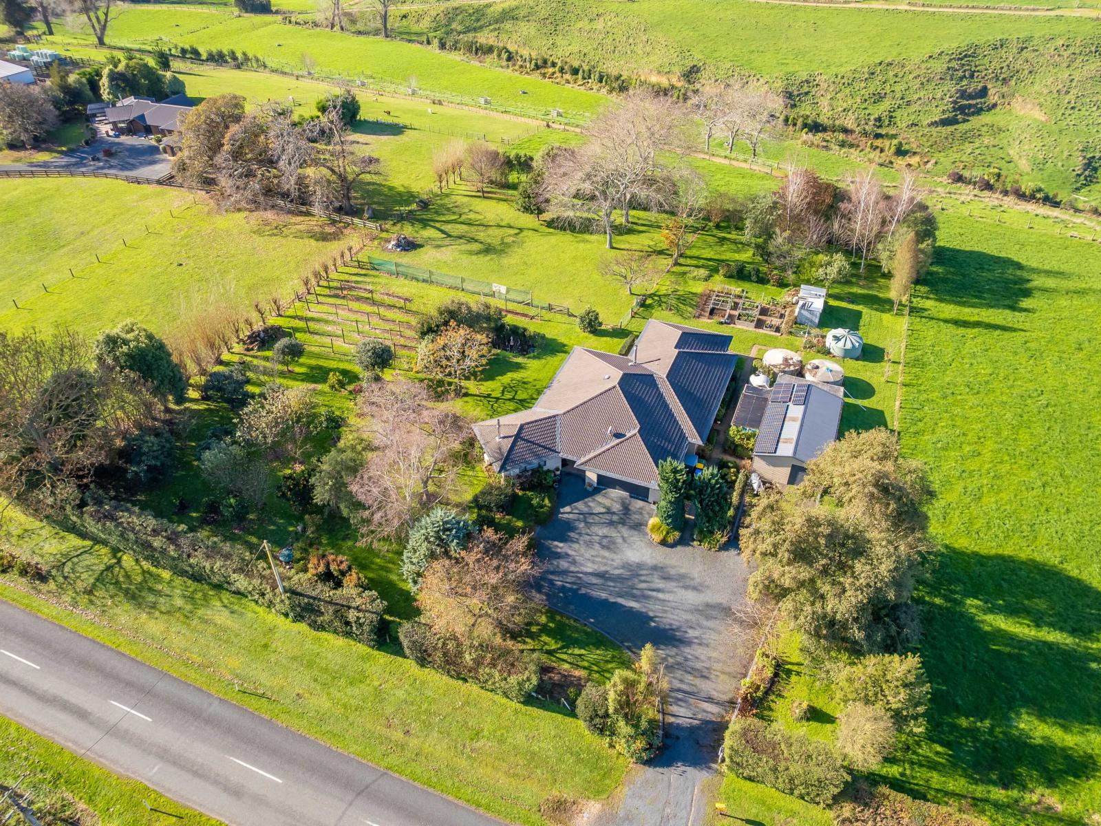 417 Parklands Road, Rotoorangi