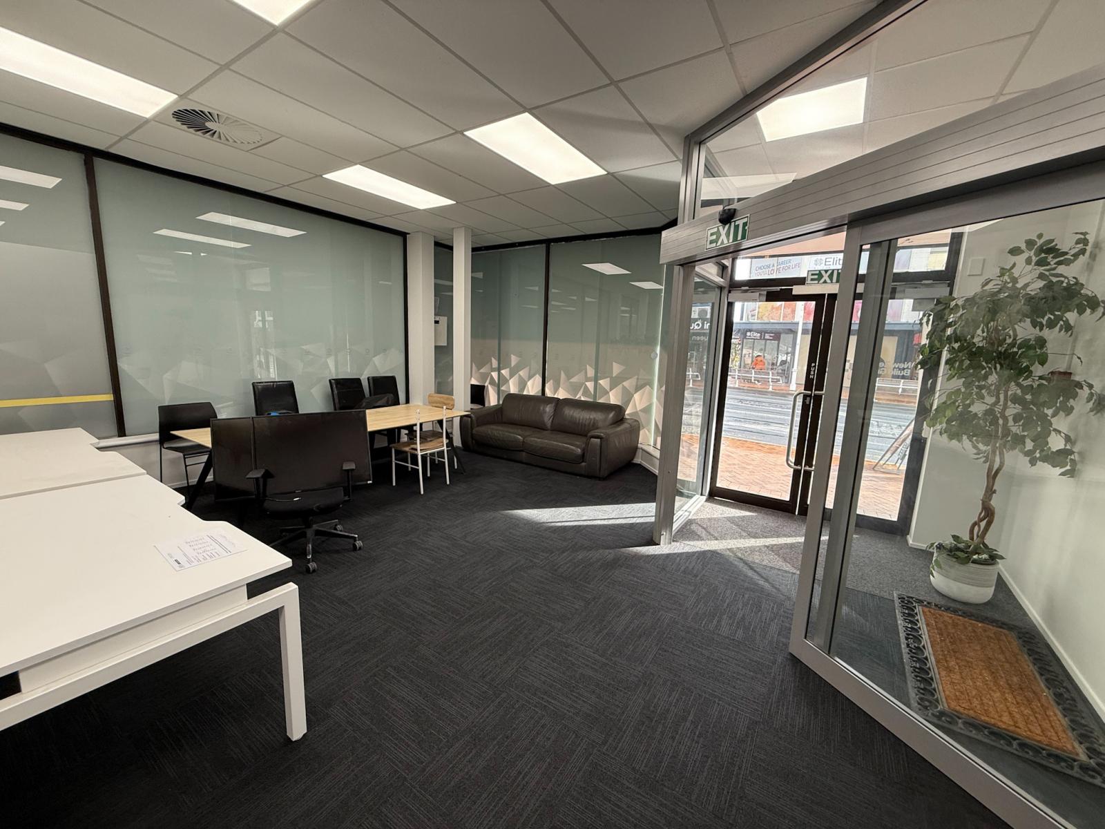 Shop 4, 110 Devonport Road, Tauranga