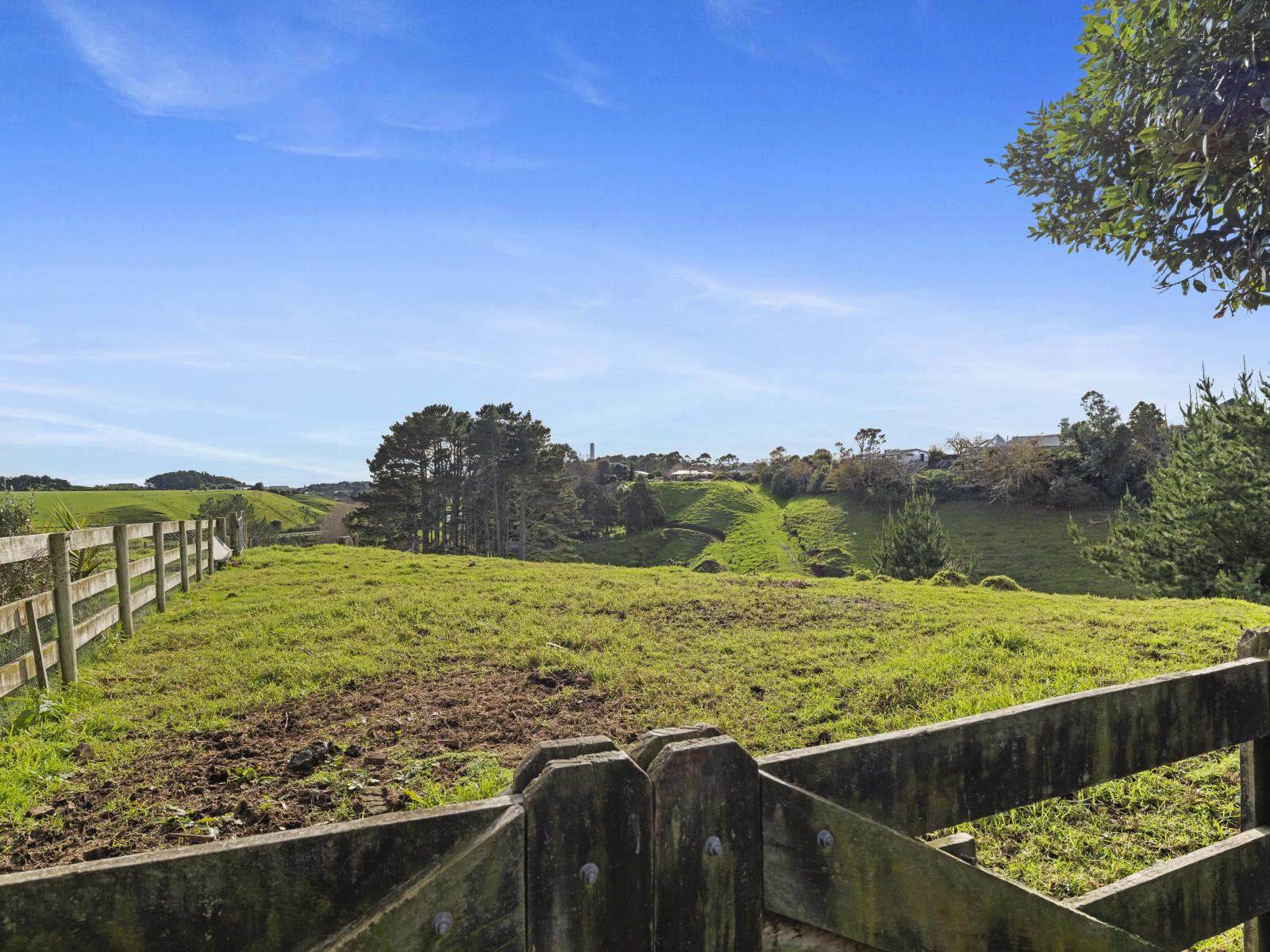 6 Byron Place, Whalers Gate