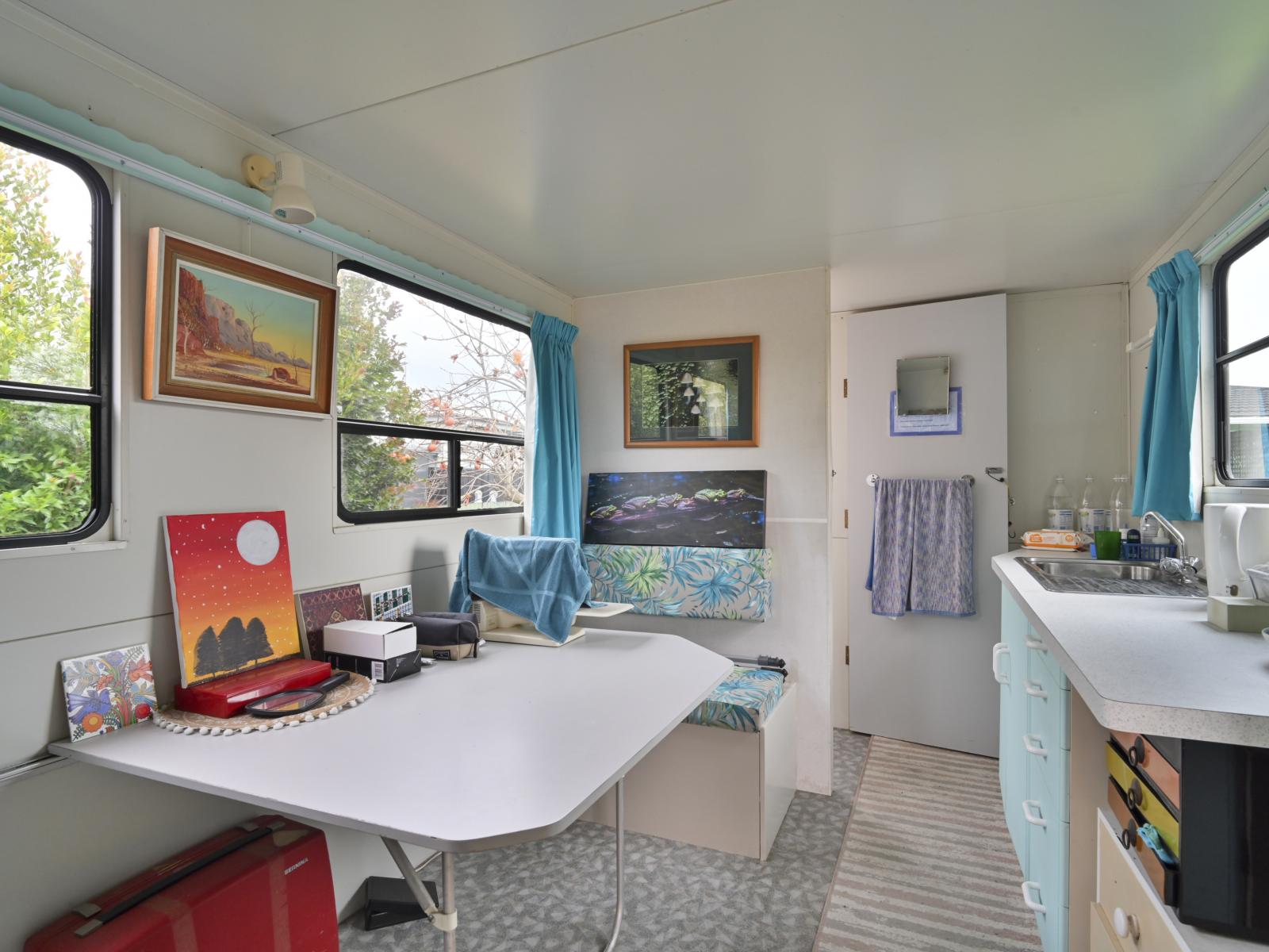 909 Rata Street, Mahora