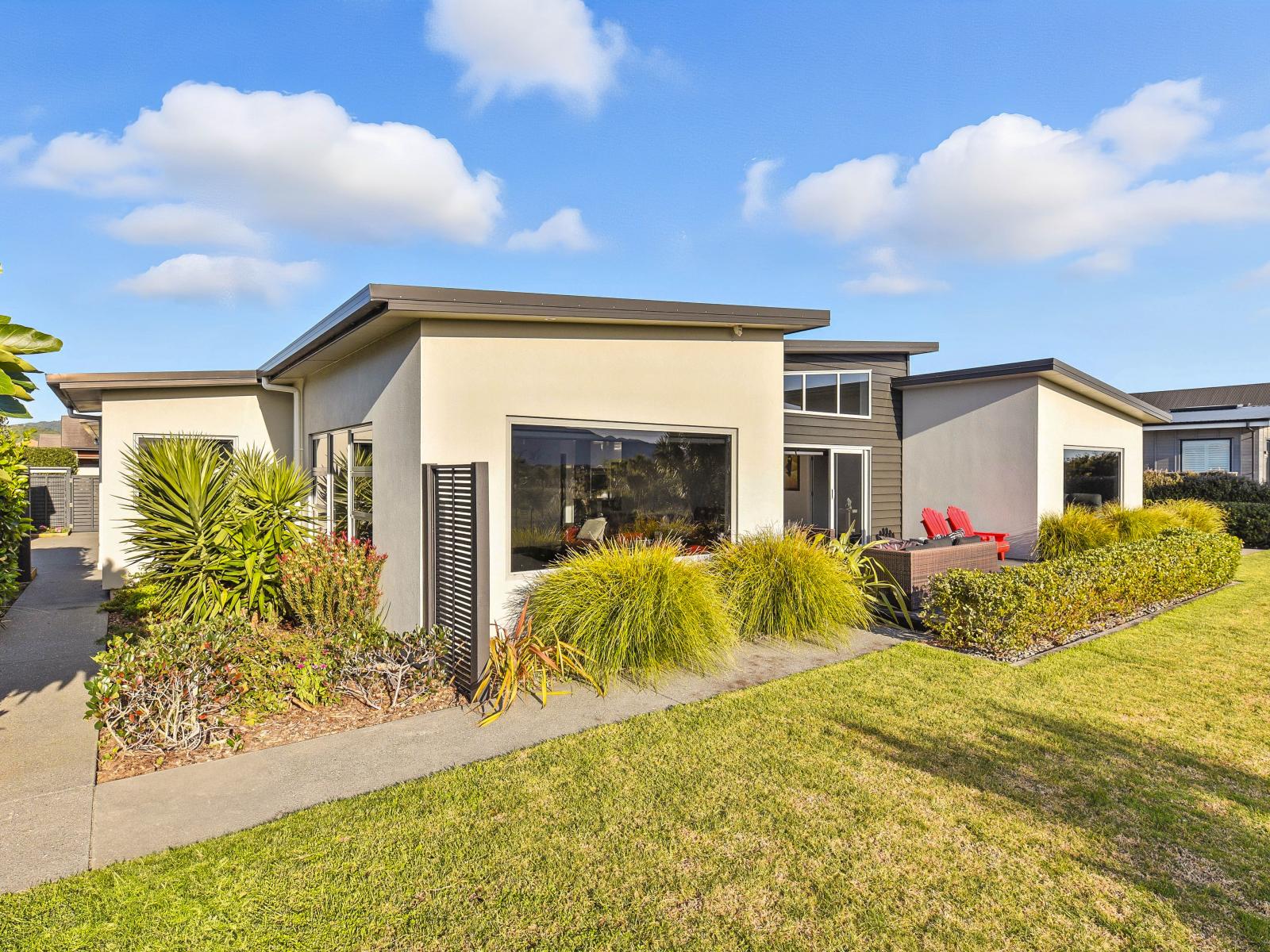 22 Taranui Way, Paraparaumu Beach