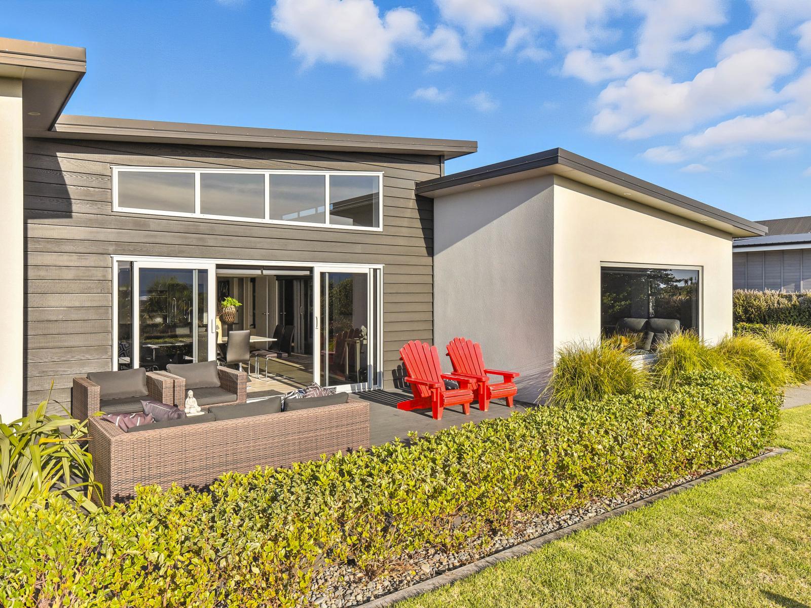 22 Taranui Way, Paraparaumu Beach