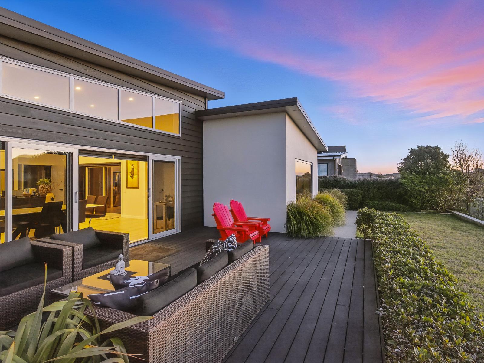 22 Taranui Way, Paraparaumu Beach