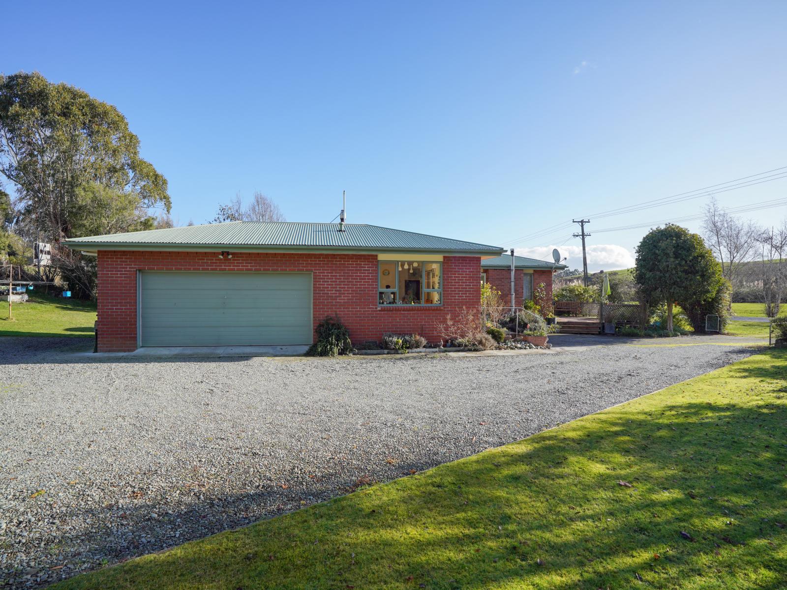52 Level Street, Dipton