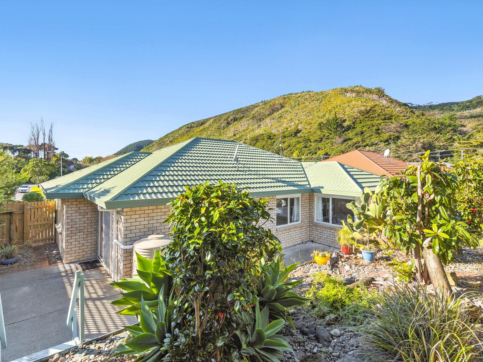 27 Villa Grove, Paraparaumu