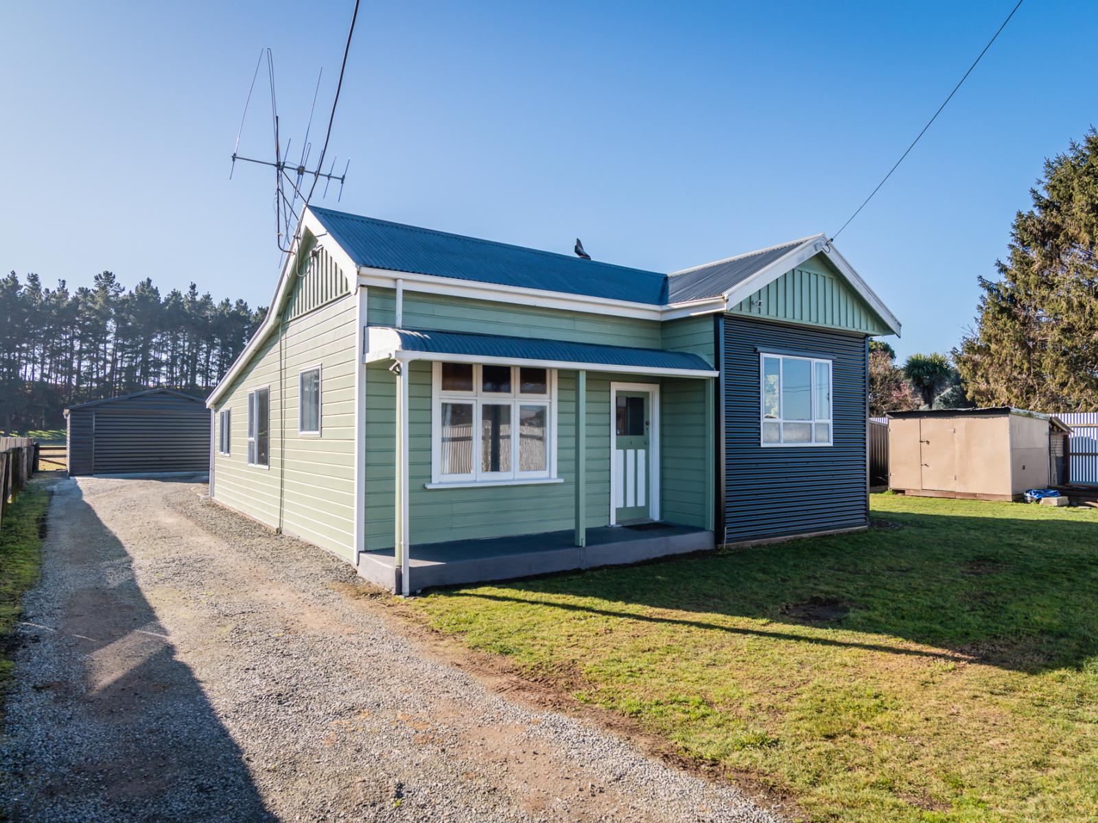 24 Queen Street, Pareora