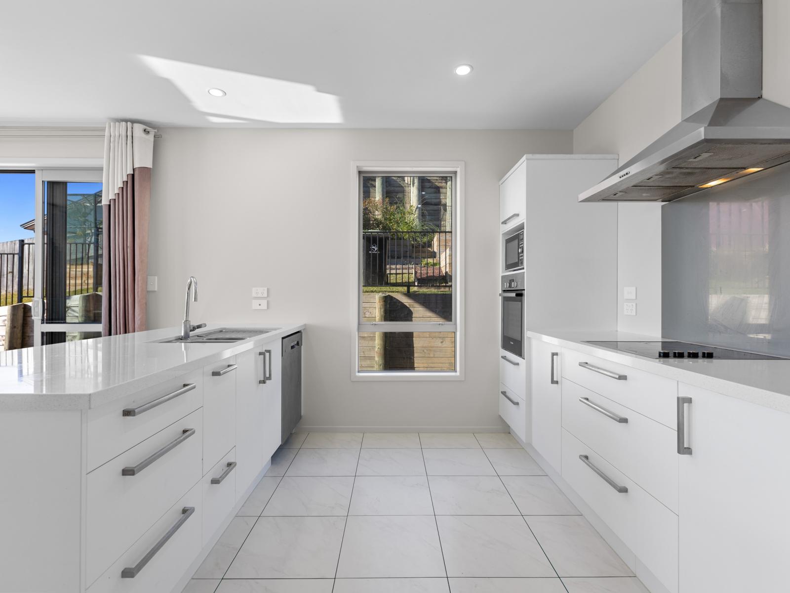 10 Elena Place, Welcome Bay
