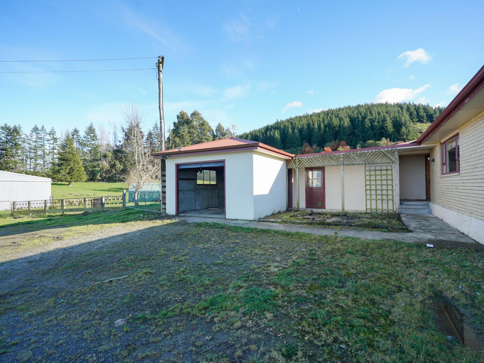 189 Heenan Road, Opio