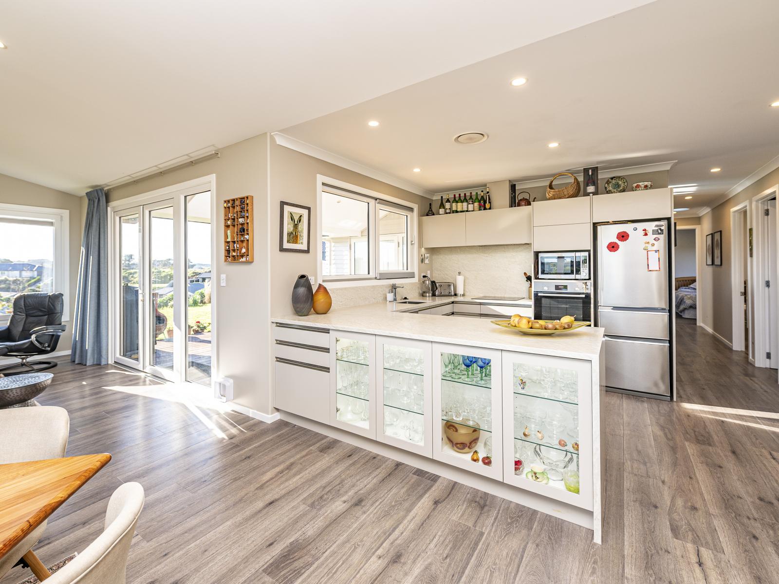 12 Longbeach Drive, Castlecliff