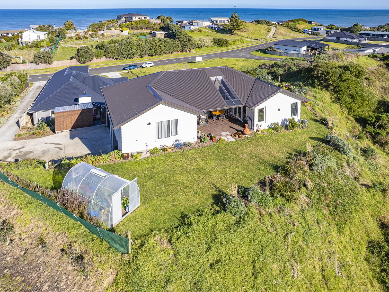 12 Longbeach Drive, Castlecliff