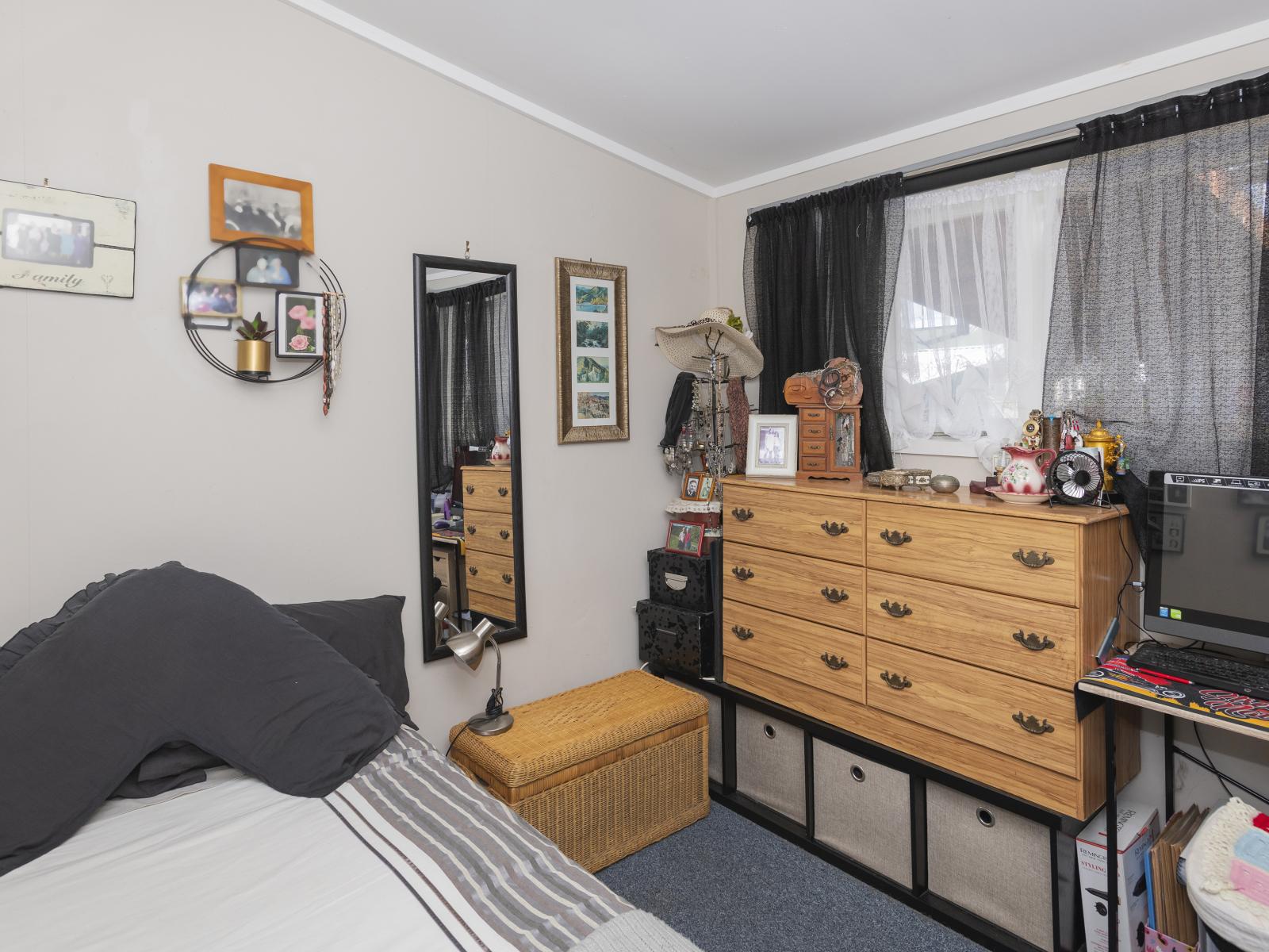 274 Lytton Road, Elgin