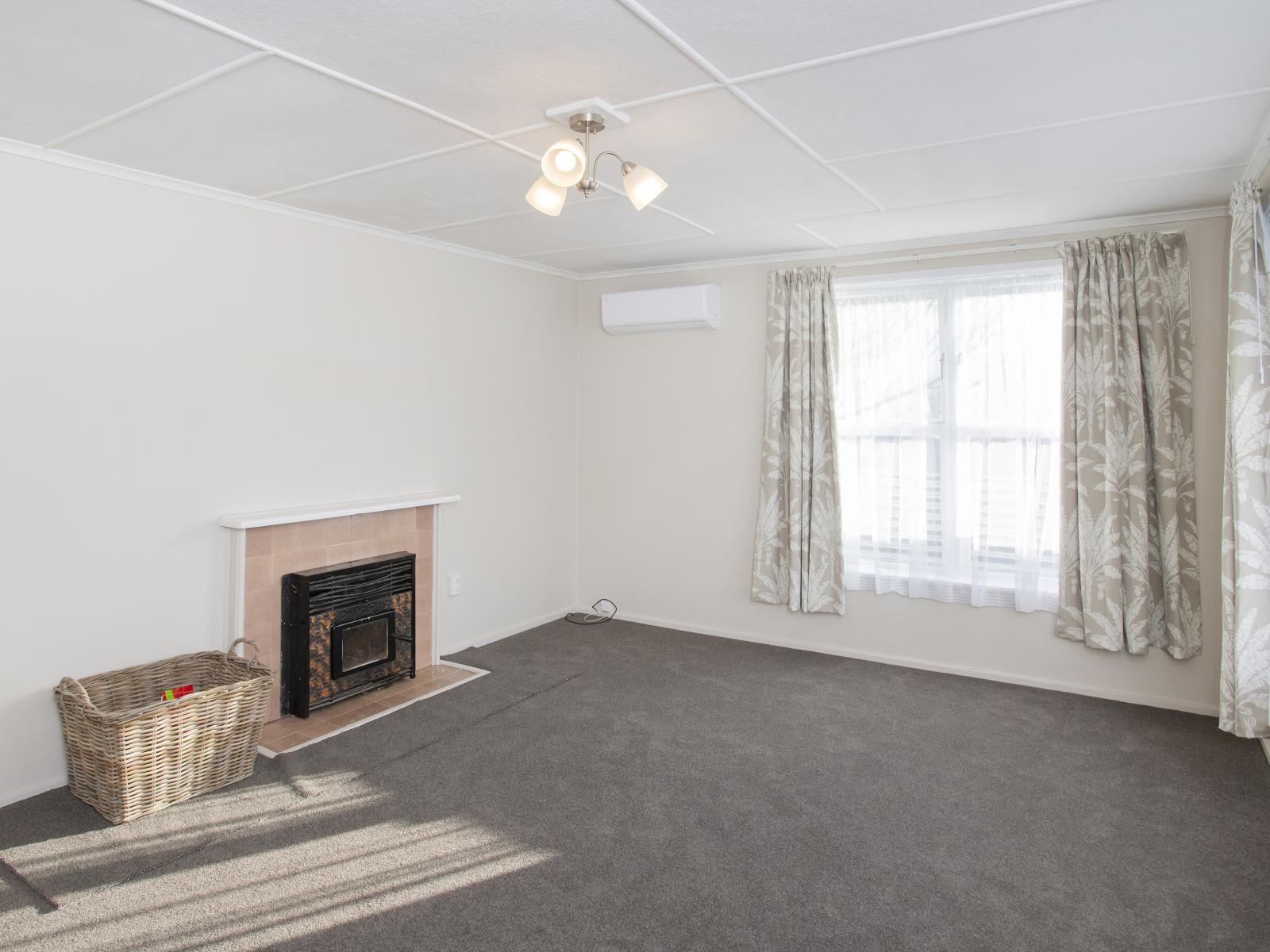 1-2/23 Manuka Street, Elgin