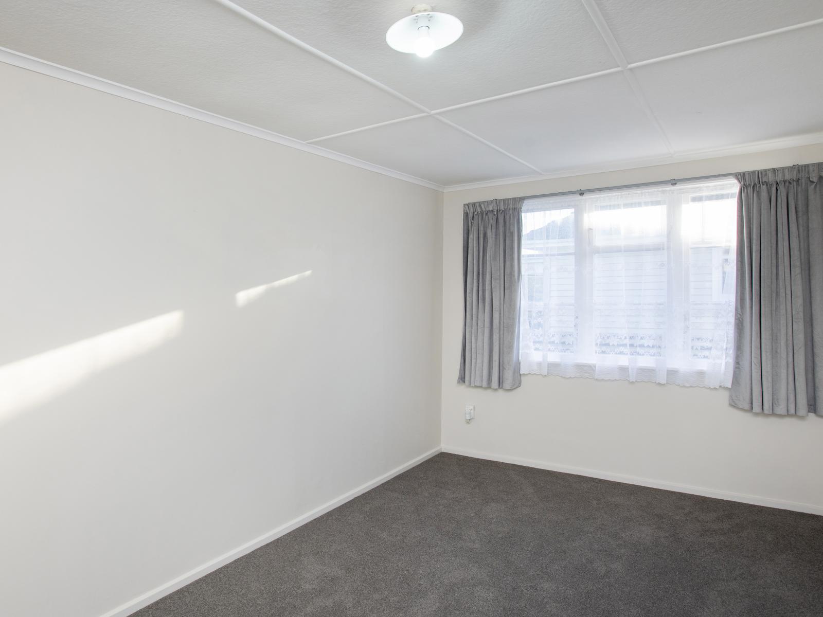 1-2/23 Manuka Street, Elgin