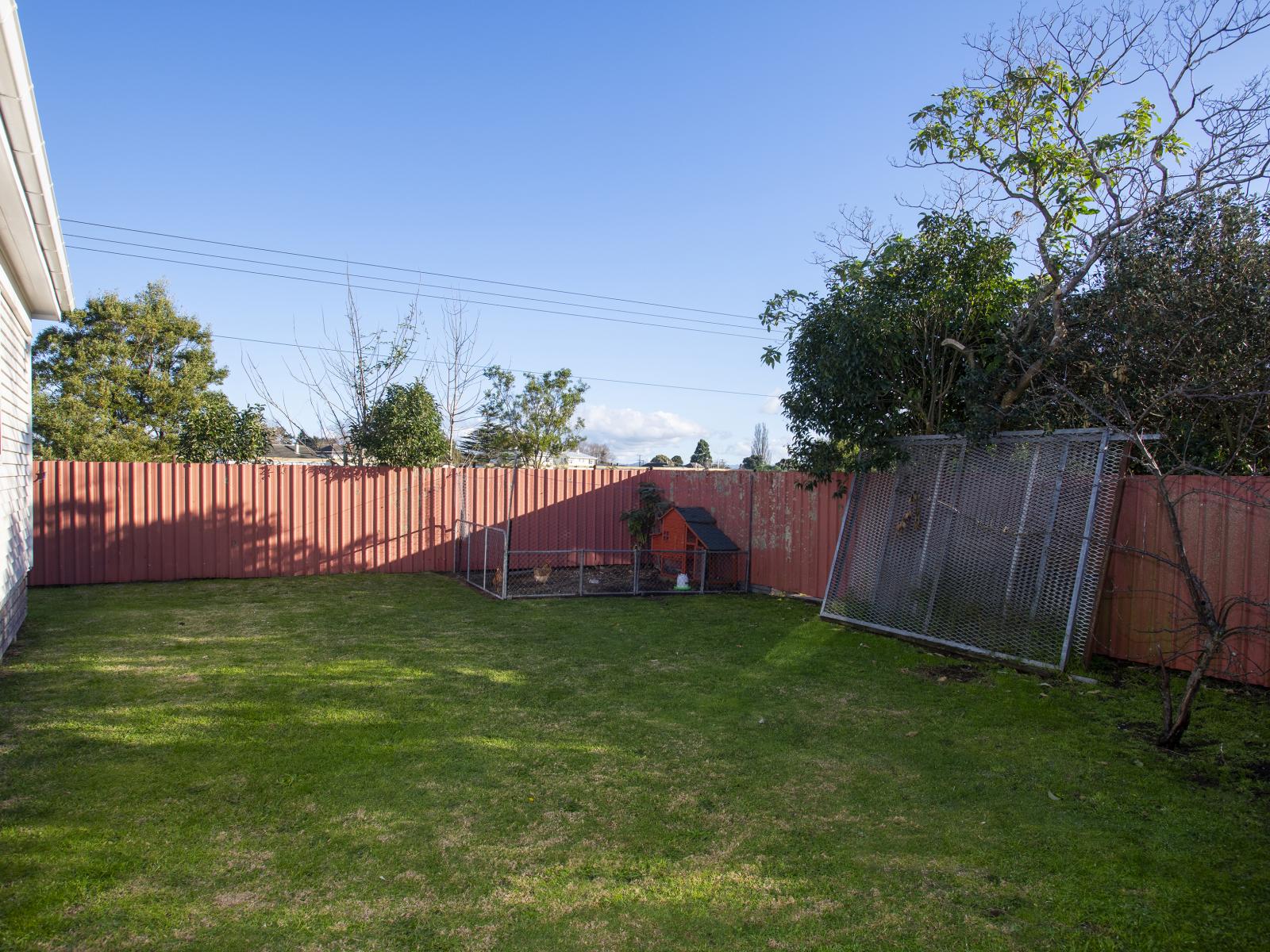 1-2/23 Manuka Street, Elgin