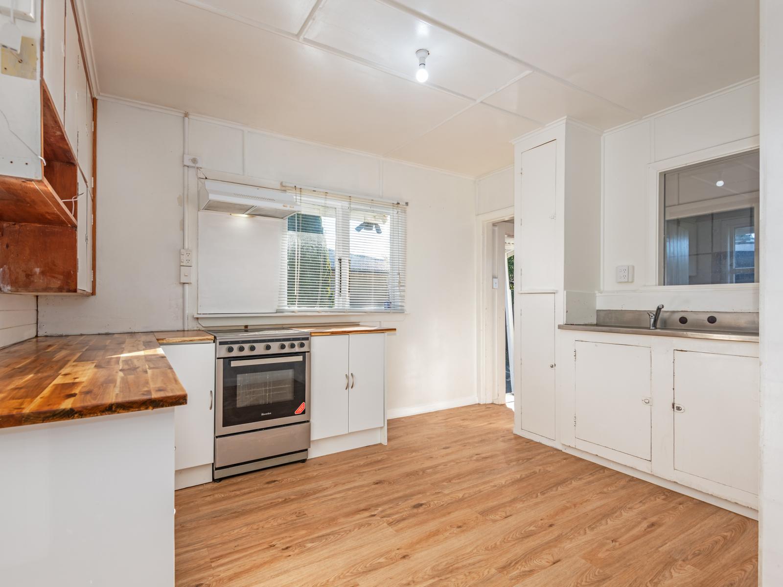 28 and 28a Hammond Street, Bulls