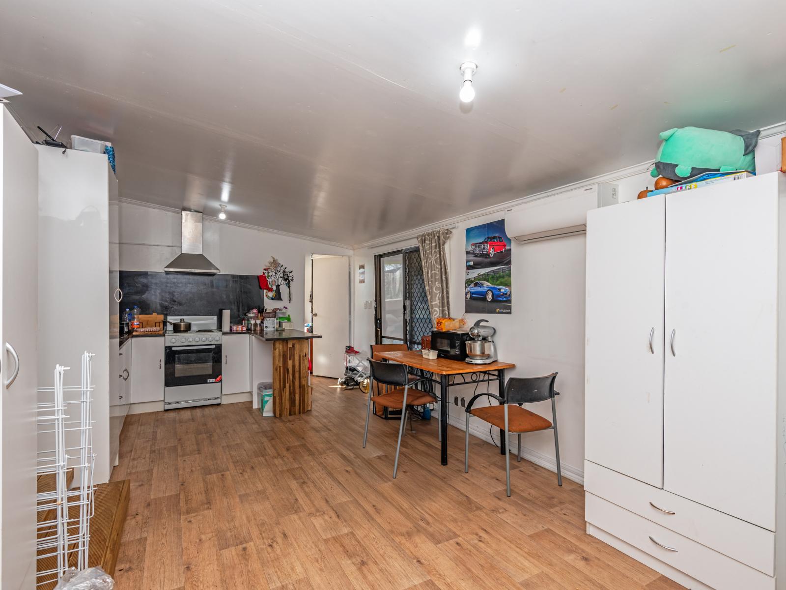 28 and 28a Hammond Street, Bulls