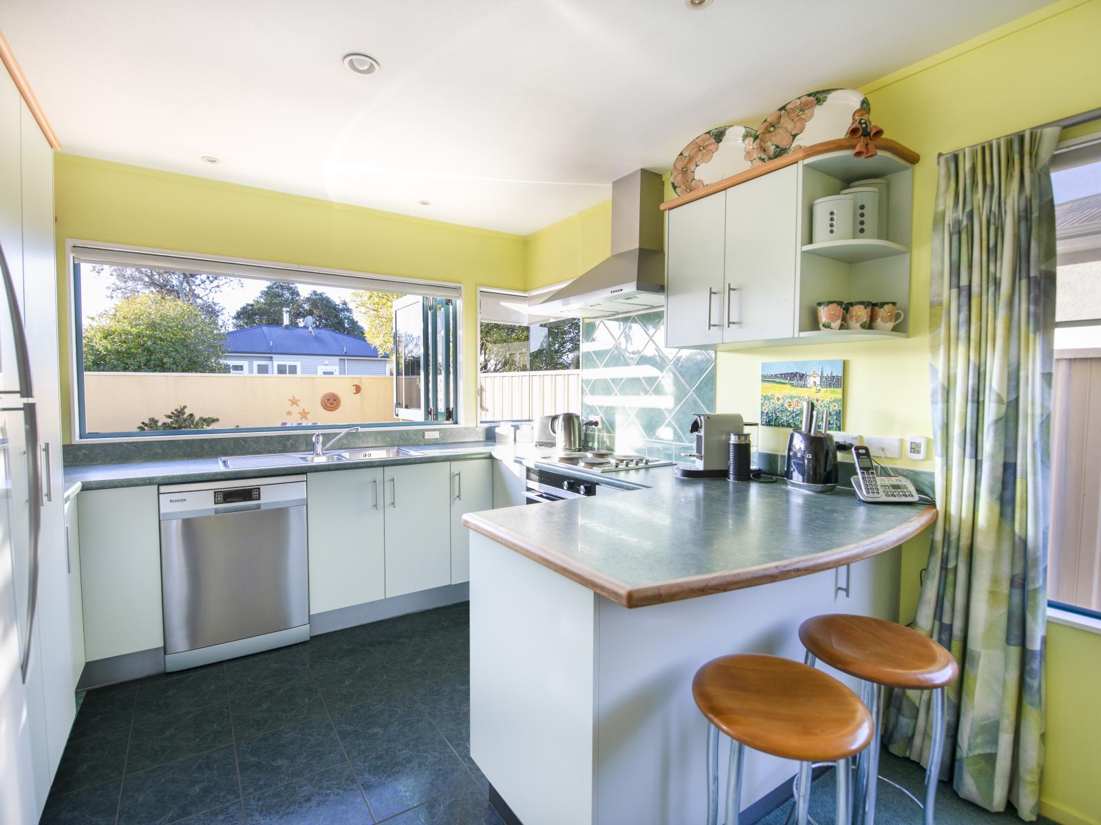 2A Cambridge Terrace, Taradale