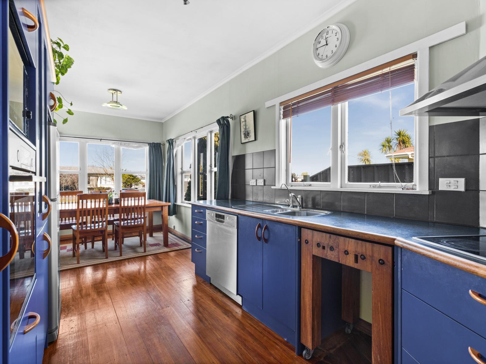52 Clarence Cox Crescent, Pirimai
